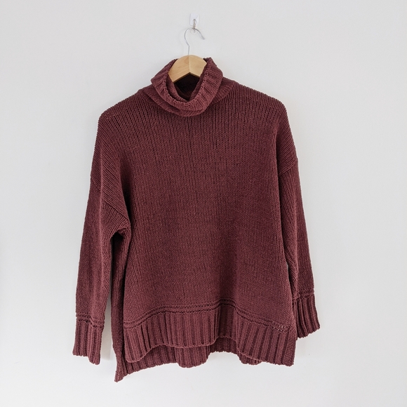 aerie Sweaters - NWT Aerie Oversized Chenille Turtleneck Sweater